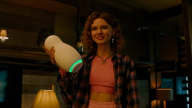 Фильм Огненный мальчик, хоррор Голосовой помощник, драма Мой сын