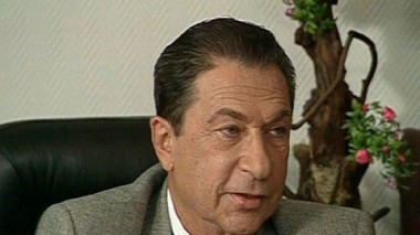 Война компроматов или фабрика грез