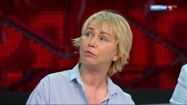 Исповедь телезвезды: Мои мужья стали монахами, а я буду мамой в 50!